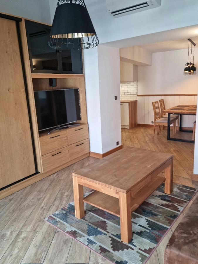 אוסטקה Tu I Teraz Apartament מראה חיצוני תמונה